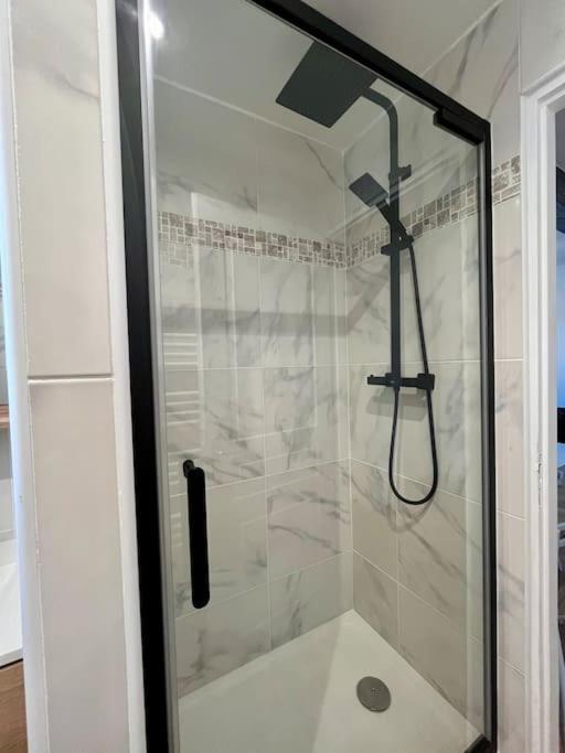 T2 Renove A 15 Min De Lyon Apartment ปิแอร์-เบนิต ภายนอก รูปภาพ