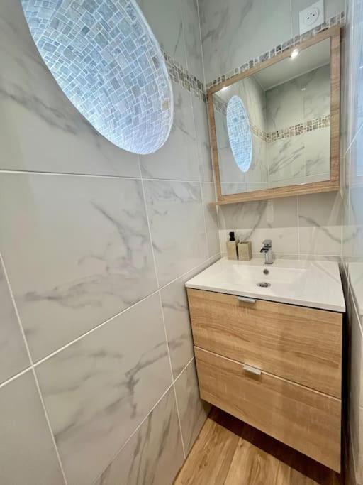 T2 Renove A 15 Min De Lyon Apartment ปิแอร์-เบนิต ภายนอก รูปภาพ